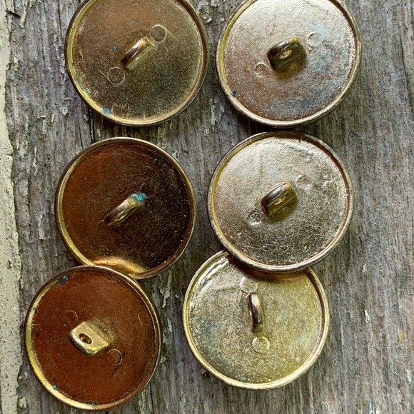 Vintage Style Metal Coat Buttons Set of 6. Military, Navy Influenced Gold Tone - Picture 6 of 7